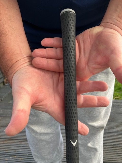 Interlocking grip set up